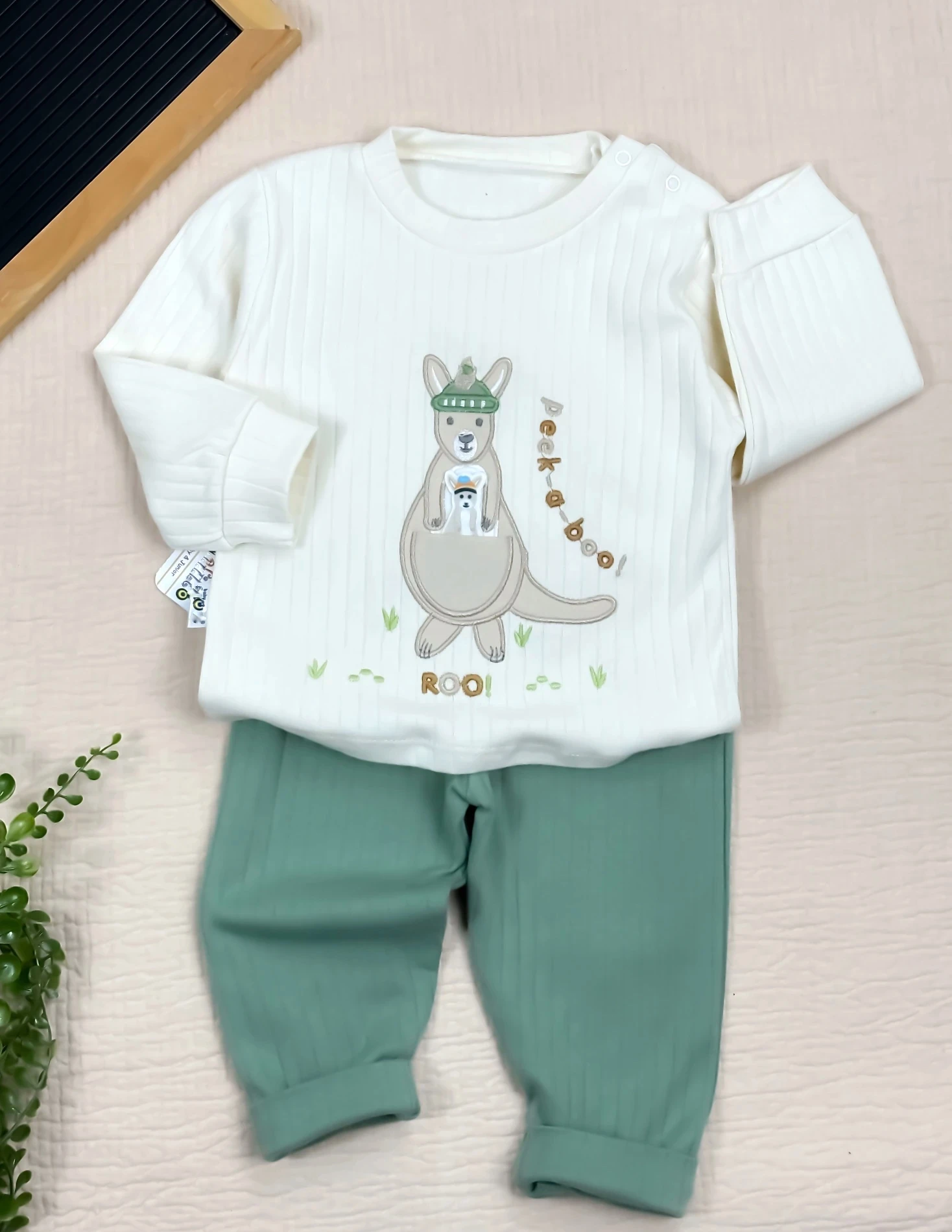 Bebek Takım Kanguru İşlemeli 6-12 Ay Arası Yeşil 